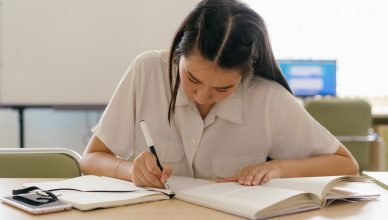 English Composition Writing for Primary & Secondary Students