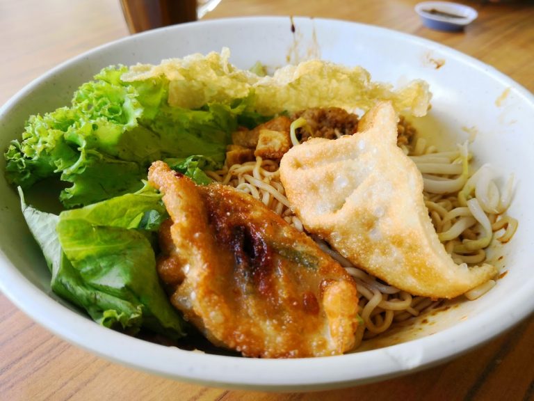 De-Tian-Coffee-House-2b